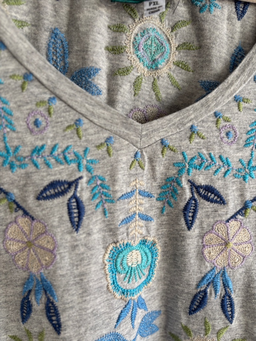 Johnny Was Oriel Embroidered Cotton Flutter Sleeve Top – PXL Petite XL Like New - Picture 11 of 16